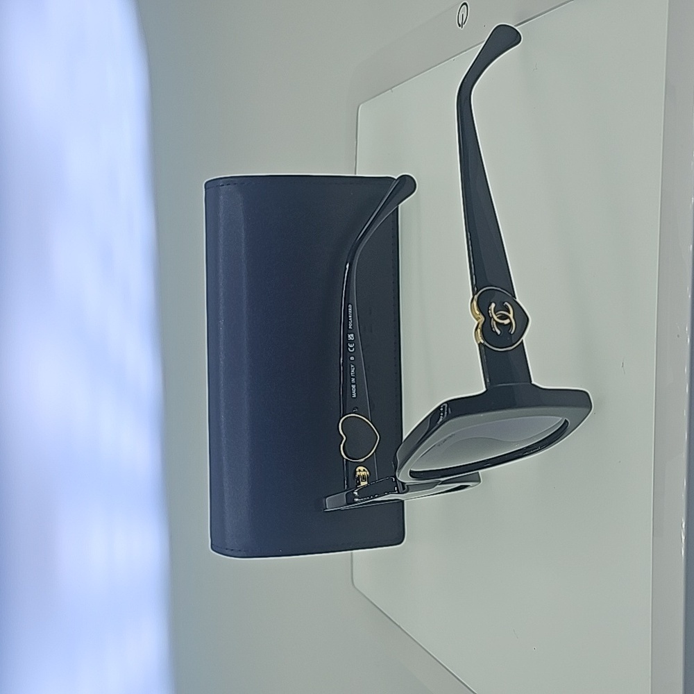 Chanel Black Sunglasses CH5519-A c622/S8 - Picture 14 of 15